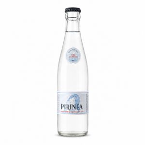 Agua Pirinea con gas 33 cl • Caja retornable 24 uds